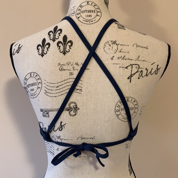 High support striped bikini top - Picture 2 of 2